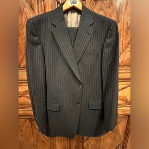 Men's executive dress suit